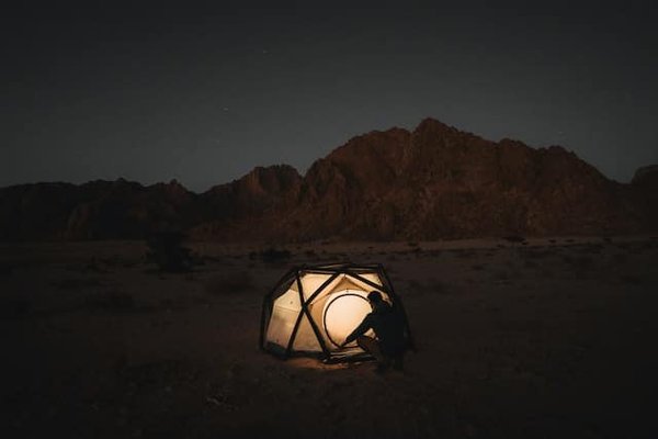 Quelle est la meilleure période pour organiser un camping photographique dans le désert de Mojave?
